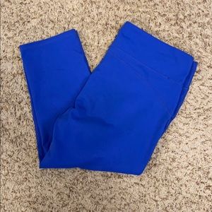 Fabletics Capris